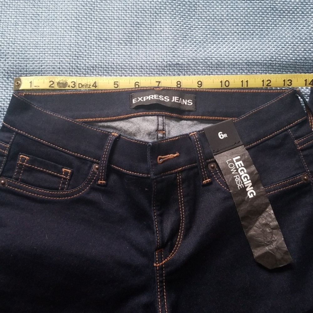 NEW! EXPRESS Jeans (Extreme Stretch) - Picture 3 of 8